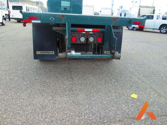 Image of GMC T7500 equipment image 4