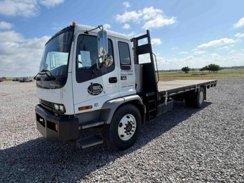 Image of GMC T7500 Primary image