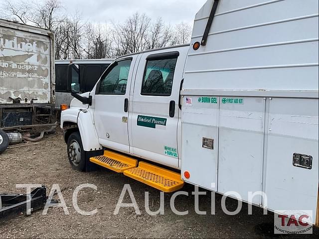 Image of GMC Topkick C5500 equipment image 1