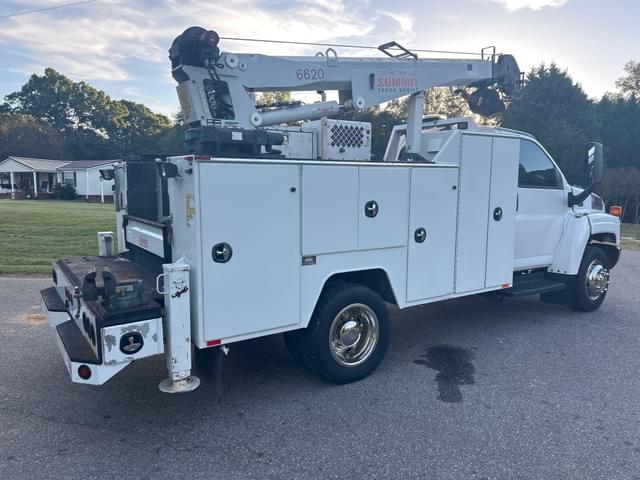 Image of GMC Topkick C5500 equipment image 2