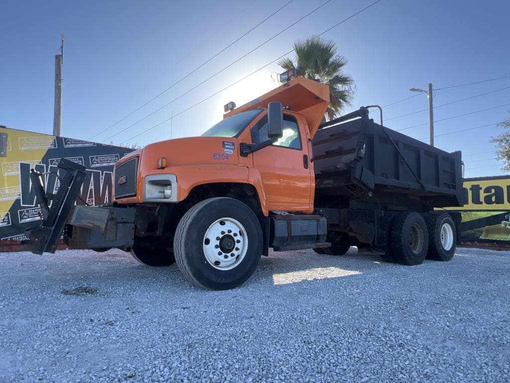 Image of GMC Topkick C8500 Primary image