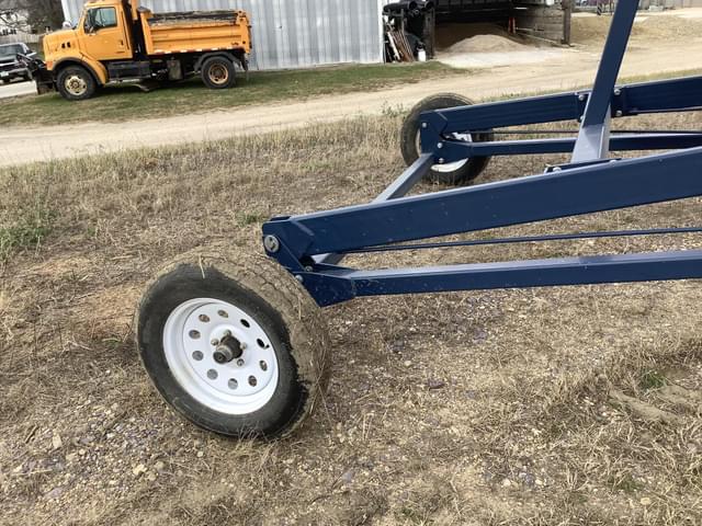 Image of Harvest International H1062 equipment image 4