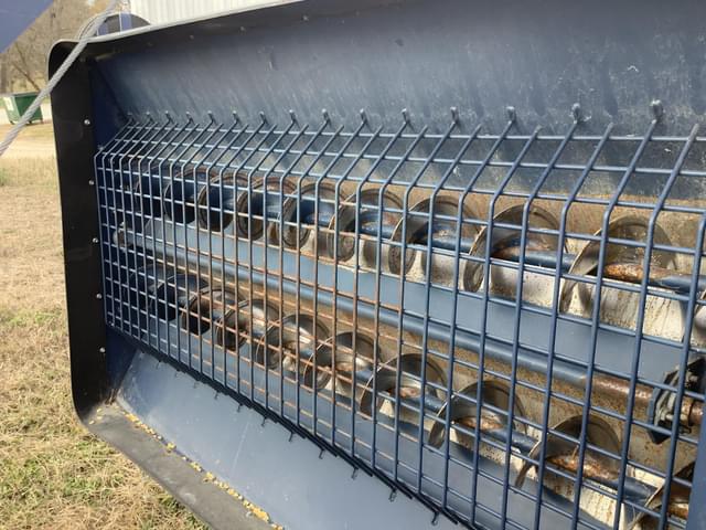 Image of Harvest International H1062 equipment image 3