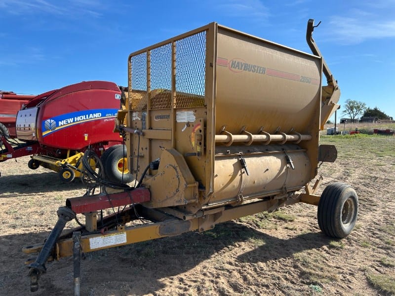 2009 Haybuster 2650 Equipment Image0