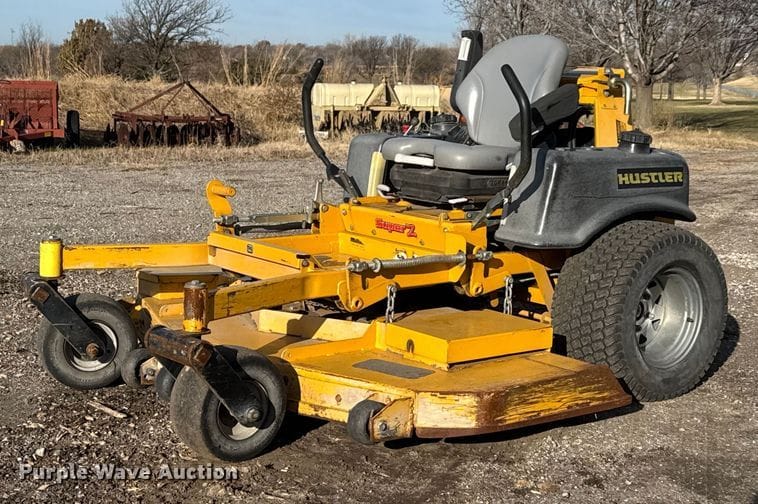 2009 Hustler Super Z Equipment Image0