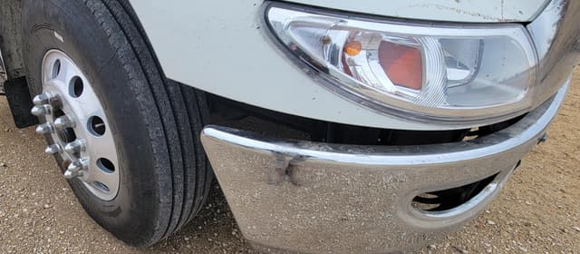 Image of International 8600 equipment image 1