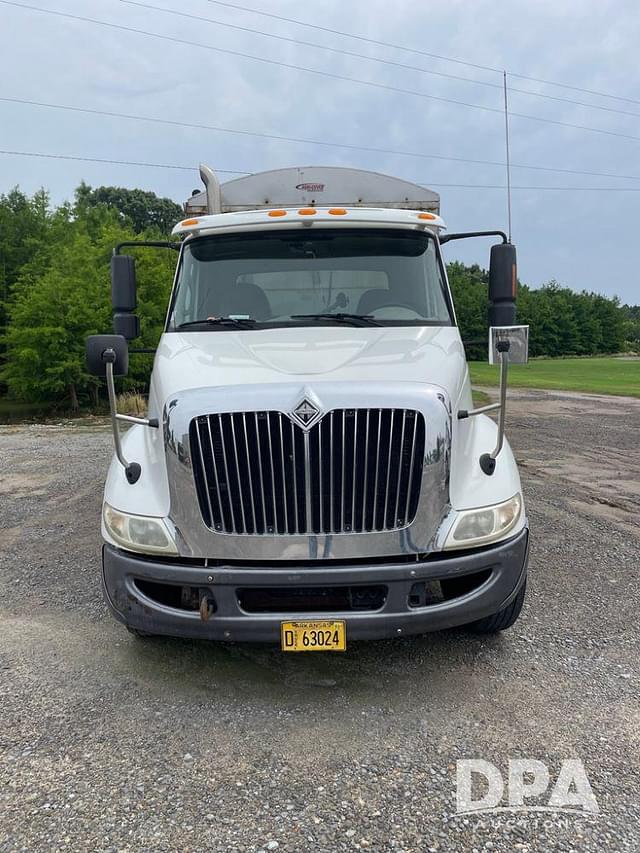 Image of International  Transtar 8600 equipment image 1