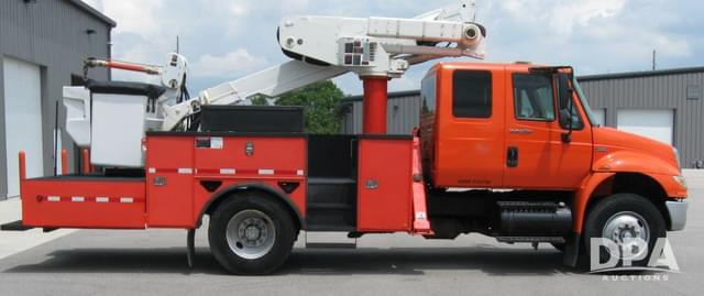 Image of International 4400 equipment image 3
