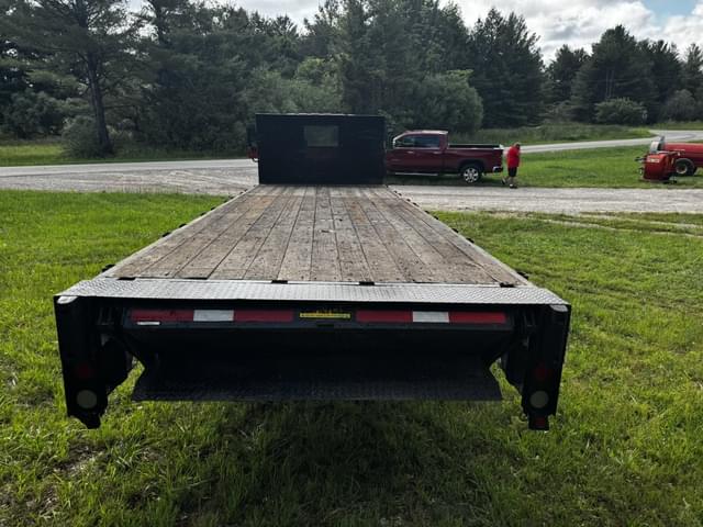 Image of International Dura Star 4400 equipment image 3
