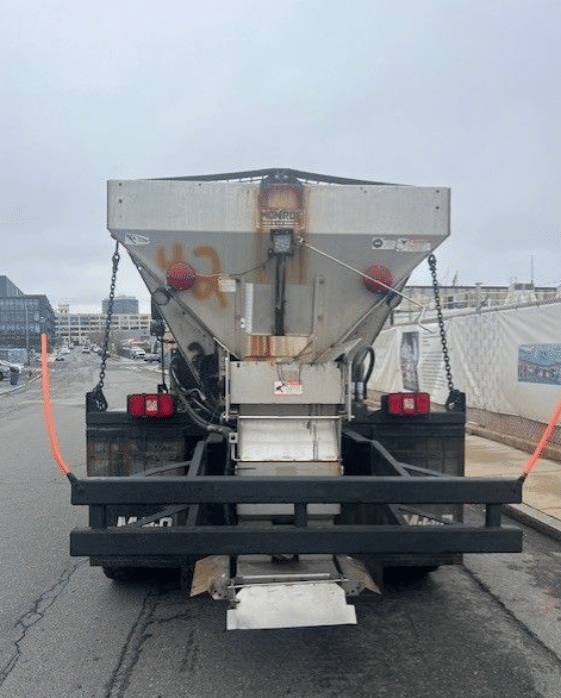 Image of International 7400 equipment image 3