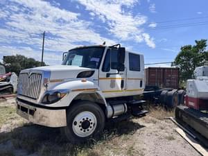 2009 International 7400 Image