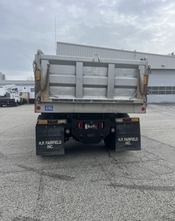 Image of International 7400 SFA equipment image 2