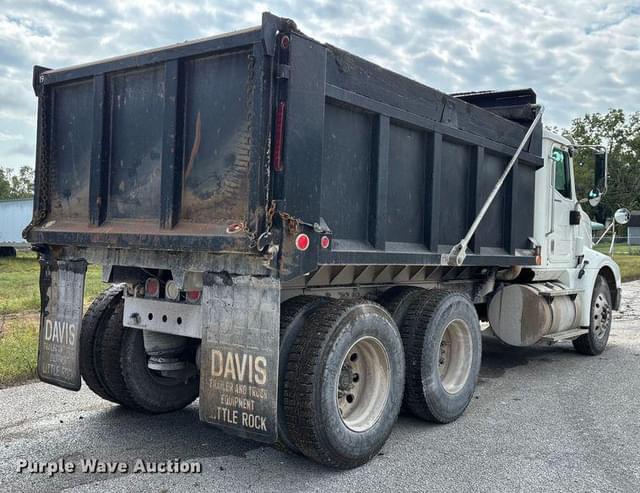 Image of International 9200i equipment image 4