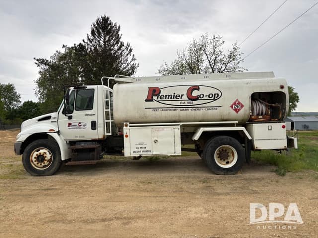 Image of International Durastar 4300 equipment image 4