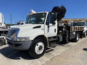 2009 International Durastar 4300 Image