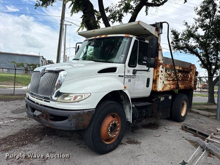 Image of International DuraStar 4400 Primary image