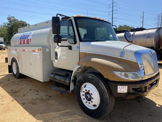 Image of International Dura Star 4400 equipment image 3
