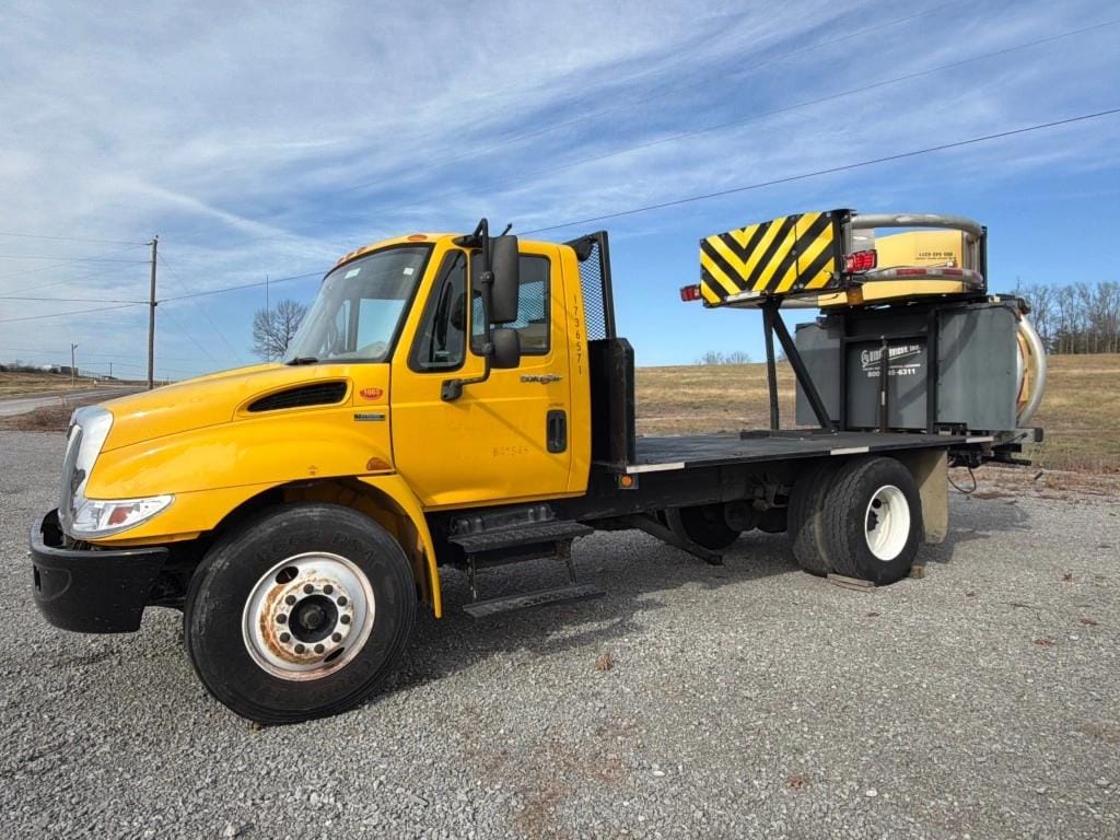 2009 International Durastar Equipment Image0