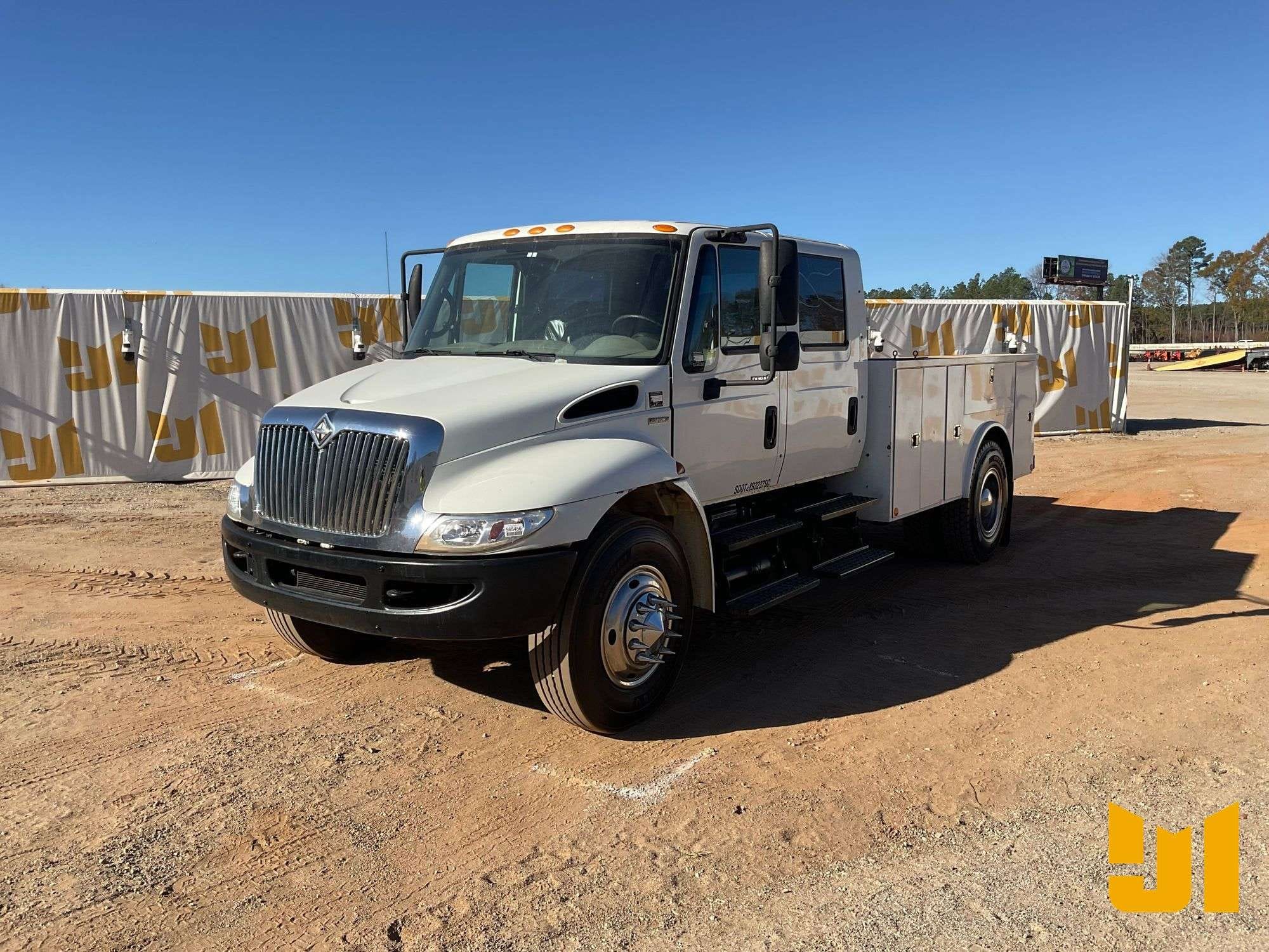 2009 International 4300 SBA Equipment Image0