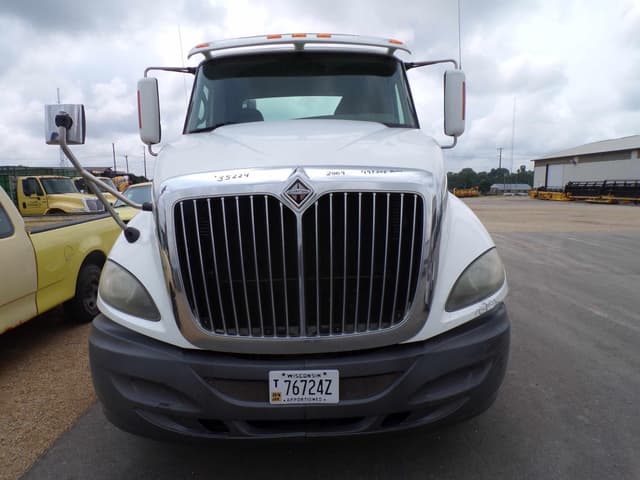 Image of International ProStar equipment image 2