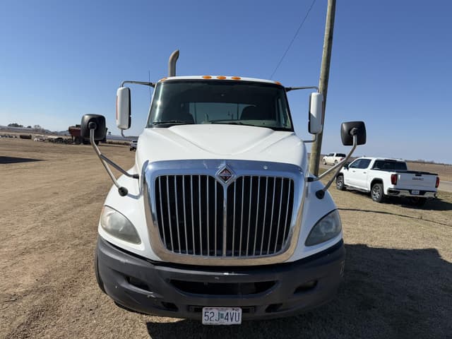 Image of International ProStar equipment image 1