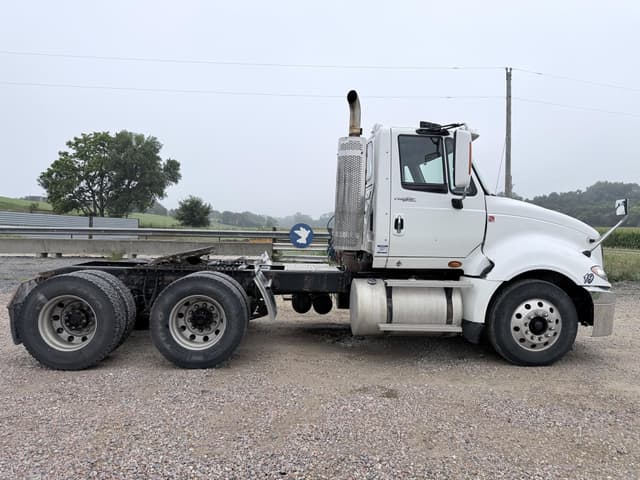 Image of International ProStar Premium equipment image 3