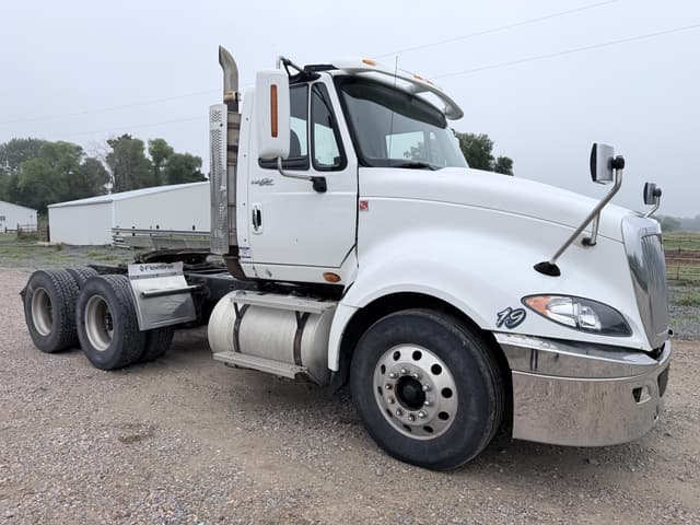 Image of International ProStar Premium equipment image 2