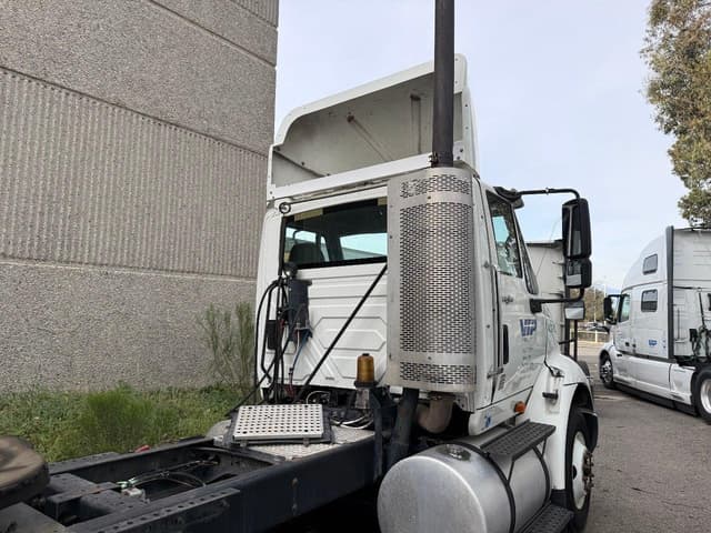 Image of International Transtar 8600 equipment image 3