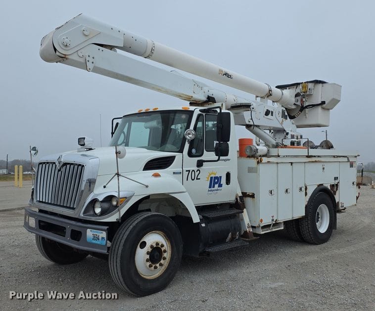 2009 International Workstar Equipment Image0