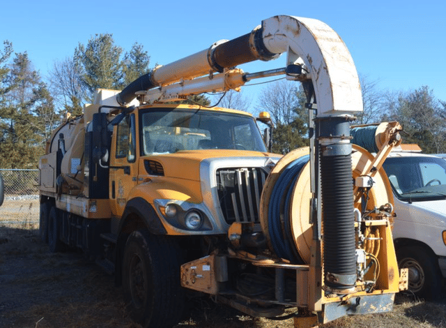 Image of International Workstar 7500 equipment image 3