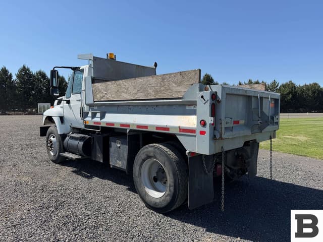 Image of International Workstar 7500 equipment image 2