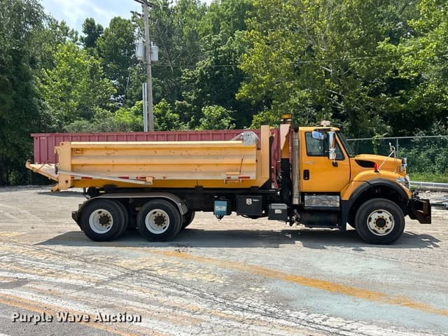 Image of International WorkStar 7600 equipment image 3