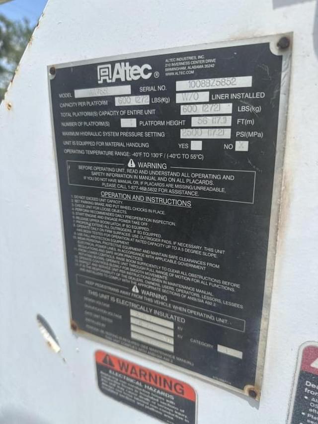 Image of International Workstar equipment image 4