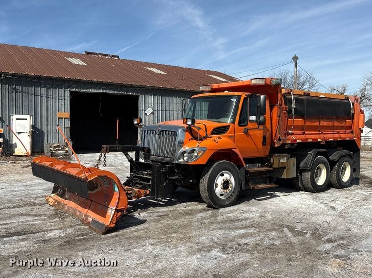 2009 International Workstar Equipment Image0