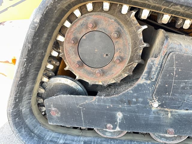 Image of JCB 1110T equipment image 4