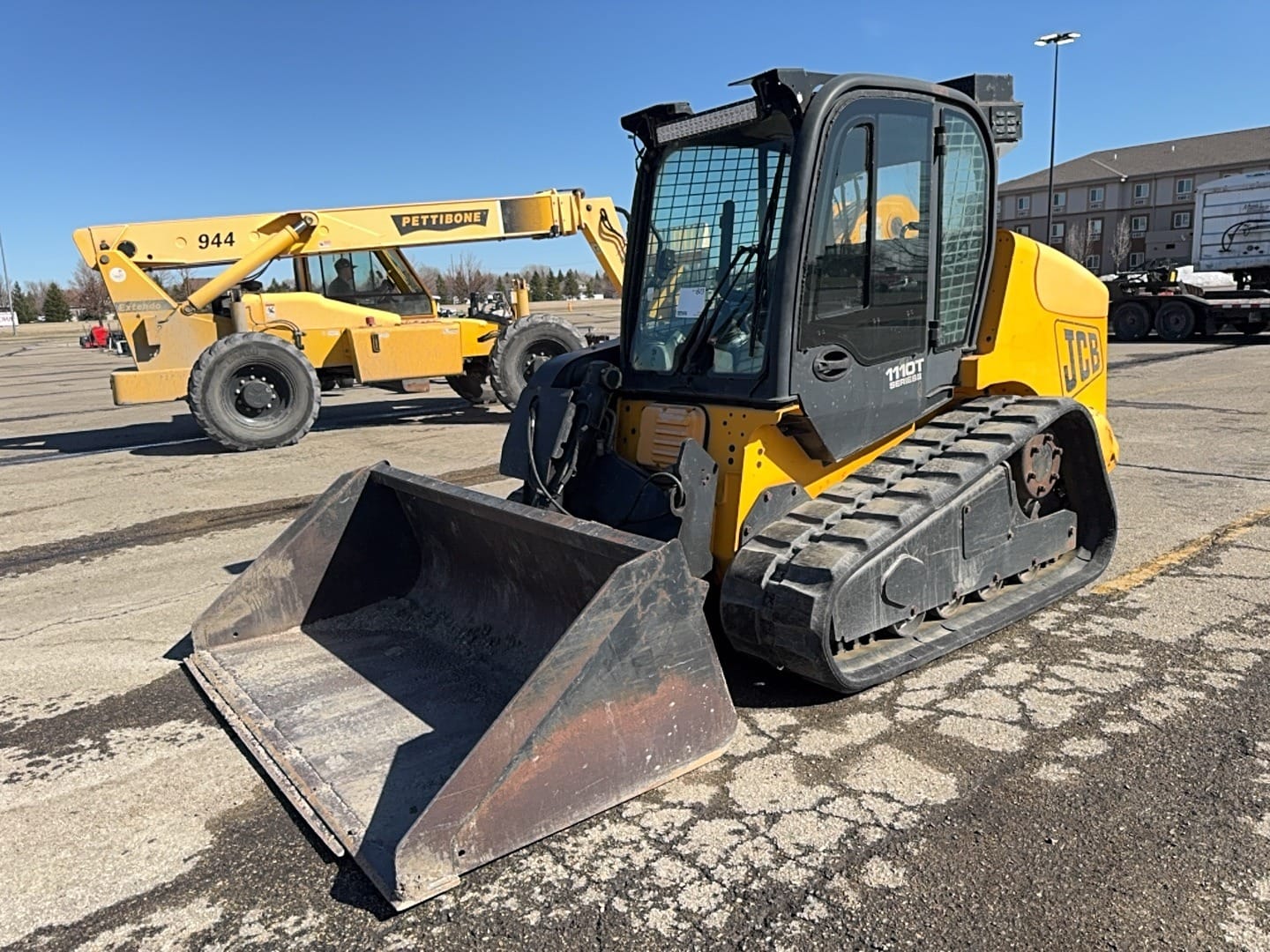 2009 JCB 1110T Equipment Image0