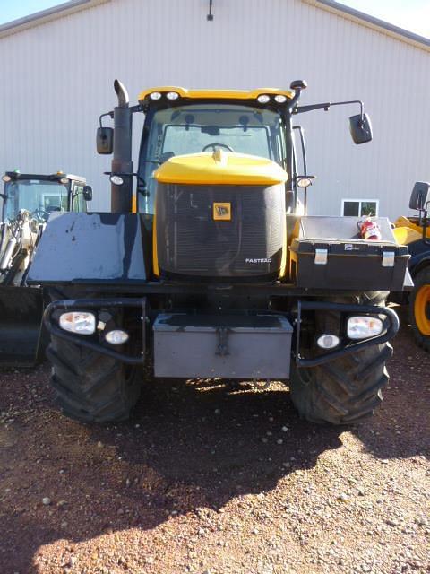 Image of JCB Fastrac 8250 Image 1