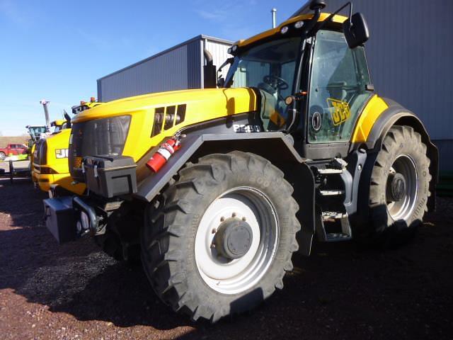 Image of JCB Fastrac 8250 Image 0