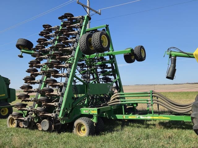 Image of John Deere 1890 equipment image 2