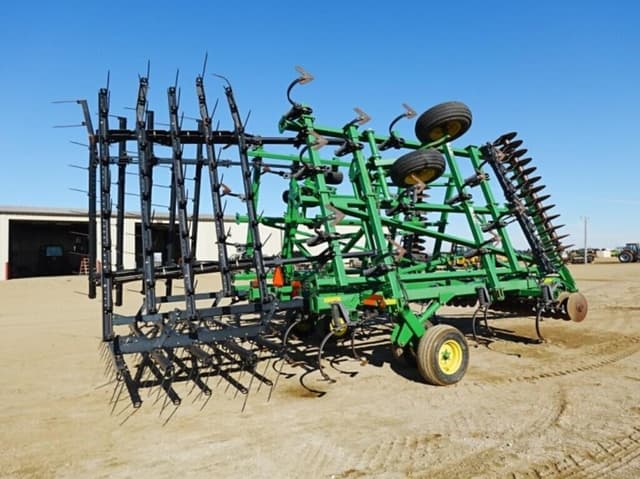 Image of John Deere 2310 equipment image 1