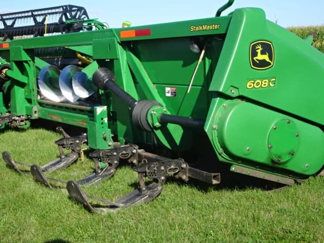 Image of John Deere 608C equipment image 3