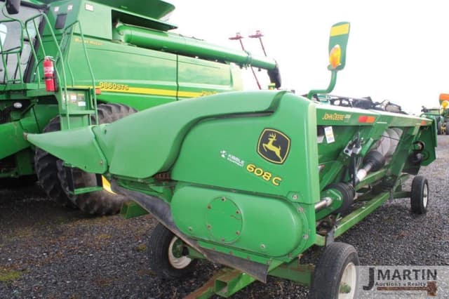 Image of John Deere 608C equipment image 3
