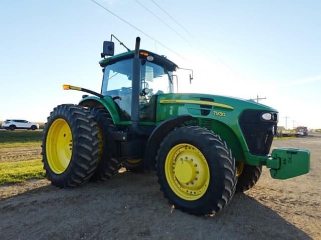 Image of John Deere 7930 equipment image 2