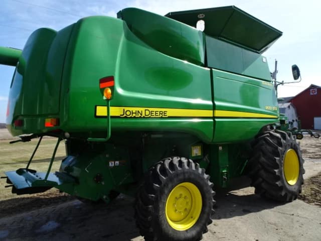 Image of John Deere 9570 STS equipment image 3