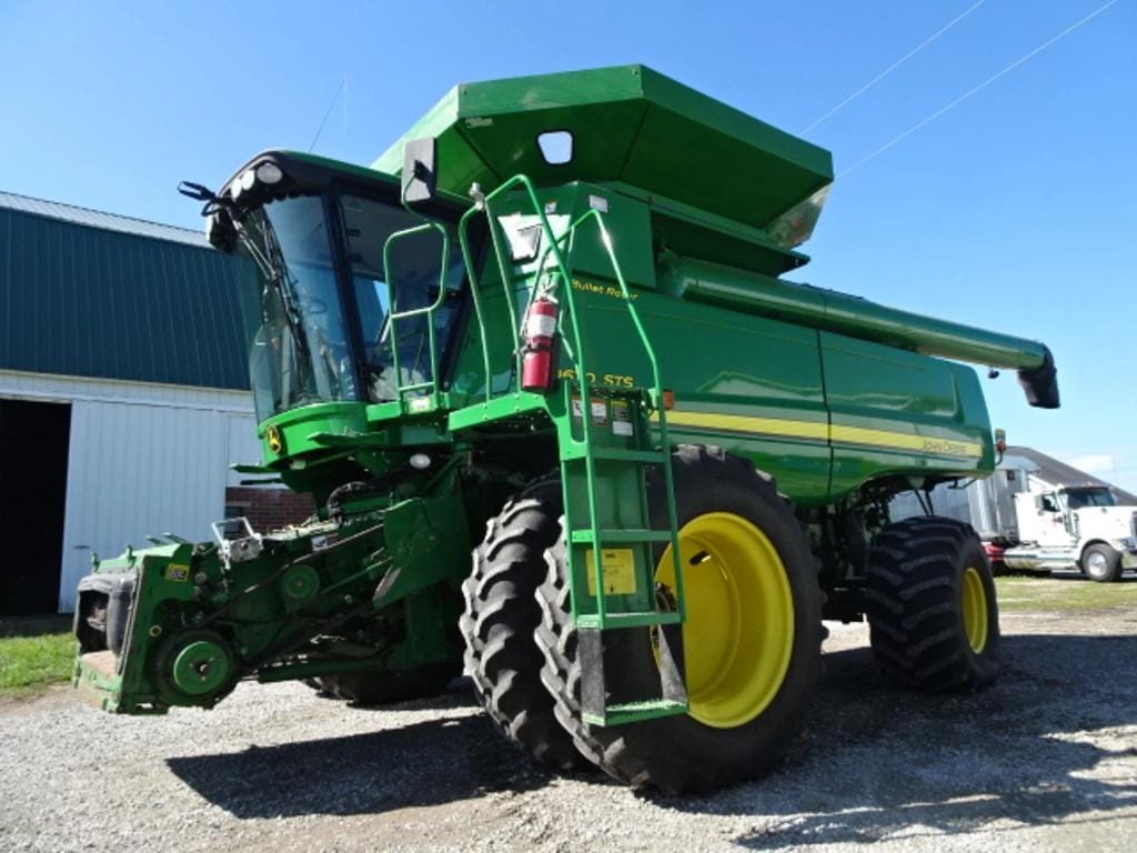 2009 John Deere 9670 STS Equipment Image0