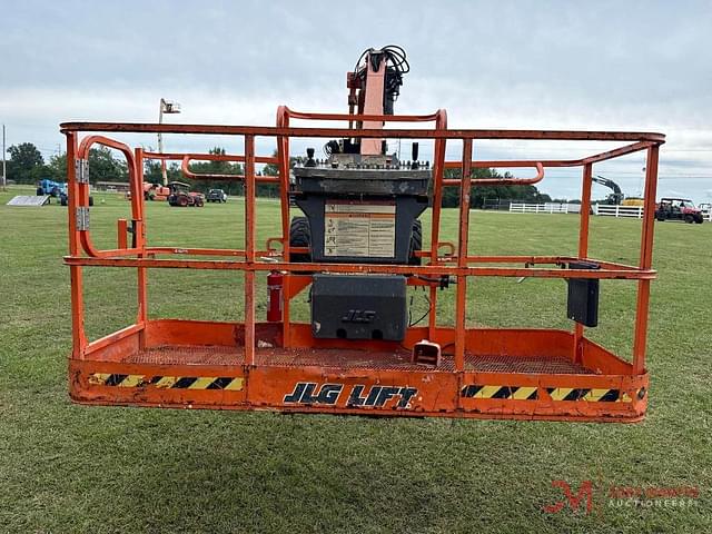 Image of JLG 1250AJP equipment image 3