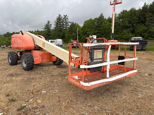 Image of JLG 600S equipment image 2