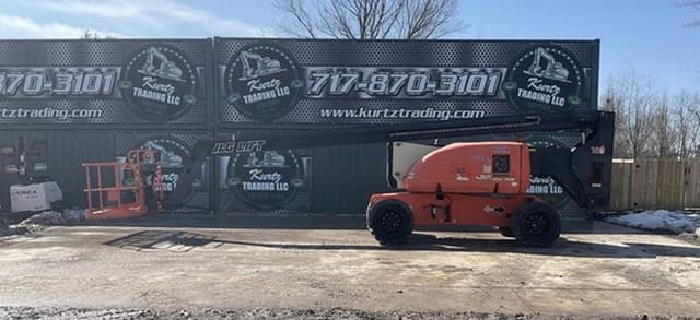 Image of JLG 800A equipment image 1