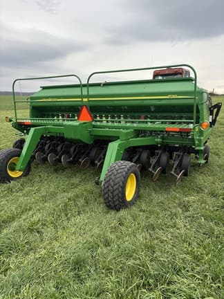 Image of John Deere 1590 equipment image 2