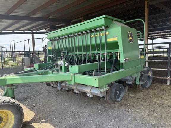 Image of John Deere 1590 equipment image 2